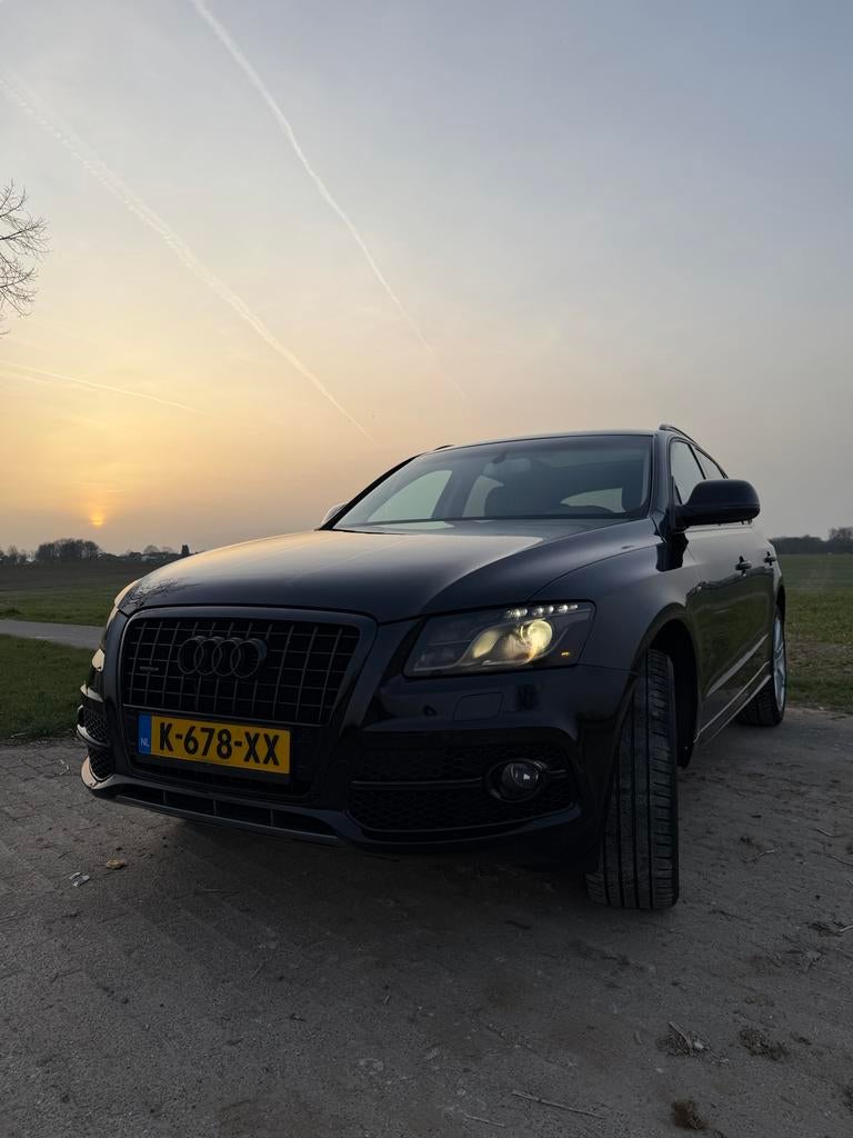 Audi Q5 s-line AUT pano en open dak Leder Bose sound, Zwart, 1770 kg, Zwart, Bedrijf