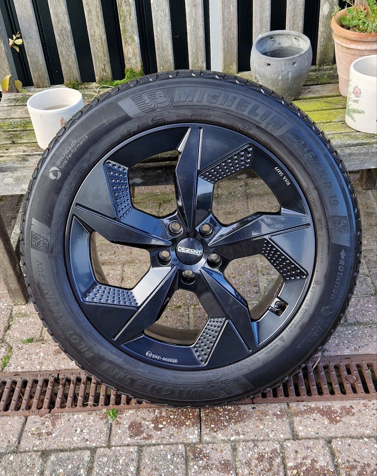 VW ID.4 Alu velgen met Michelin winterbanden, 19 inch, Gebruikt, 255 mm, Banden en Velgen