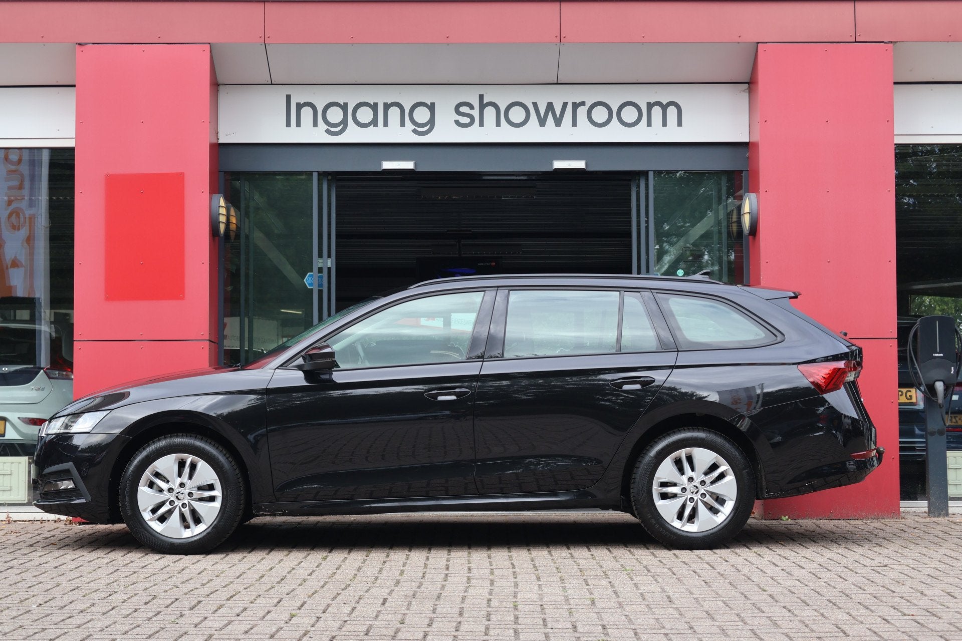 Skoda Octavia Combi 1.0 e-TSI Business Edition | Virtual Coc, Stof, Gebruikt, Parkeersensor, 1257 kg