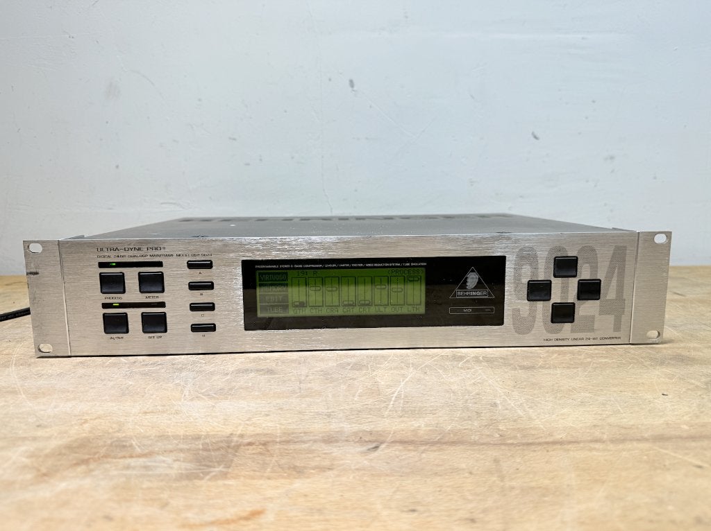 Behringer DSP 9024 Mainframe Audio Processor, Ophalen of Verzenden, Zo goed als nieuw, Compressor