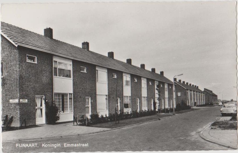 Fijnaart Koningin Emmastraat 1968., Ophalen, 1960 tot 1980, Ongelopen, Noord-Brabant