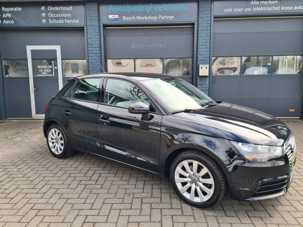 Audi A1 Sportback 1.6 TDI Connect (bj 2012), Auto's, Audi, Euro 5, 4 cilinders, Start-stop-systeem, 620 kg
