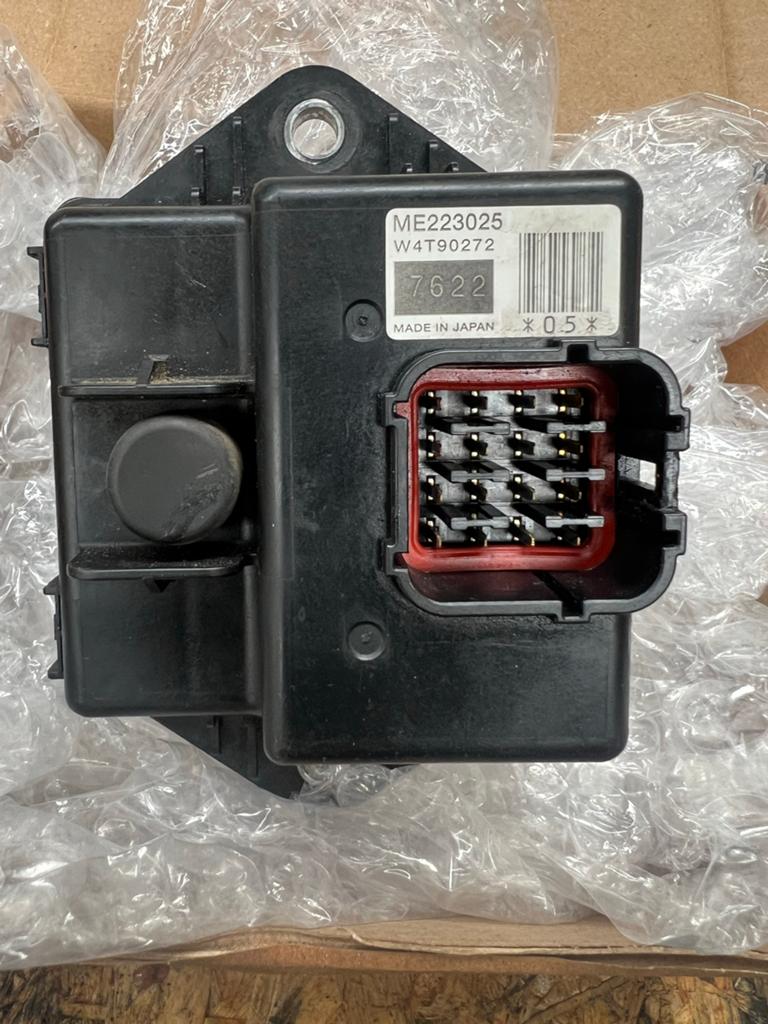 Elektronische Regelmodule Stuurapparaat Mitsubishi Fuso Cant, Ophalen of Verzenden, Gebruikt, Mitsubishi