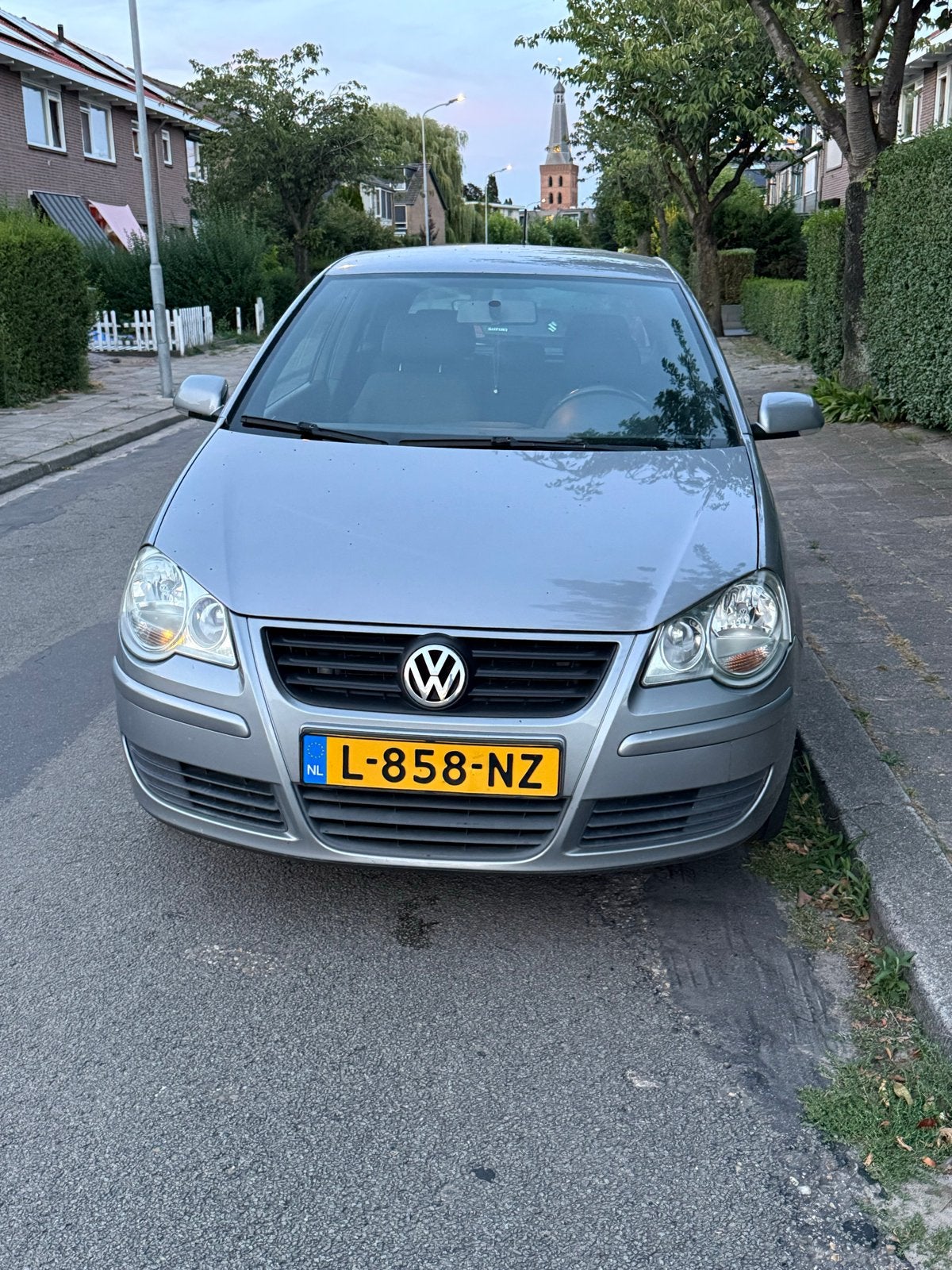 Volkswagen Polo 1.4 16V 59KW 2008 Grijs, Voorwielaandrijving, 40 €/maand, 4 cilinders, Handgeschakeld