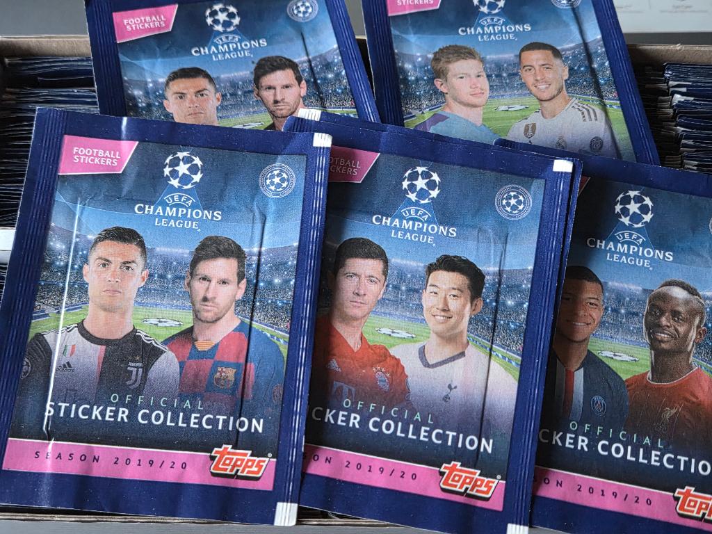Topps 2019-2020 packets Champions League Sticker Collection, Verzamelen, Sportartikelen en Voetbal, Ophalen of Verzenden, Nieuw