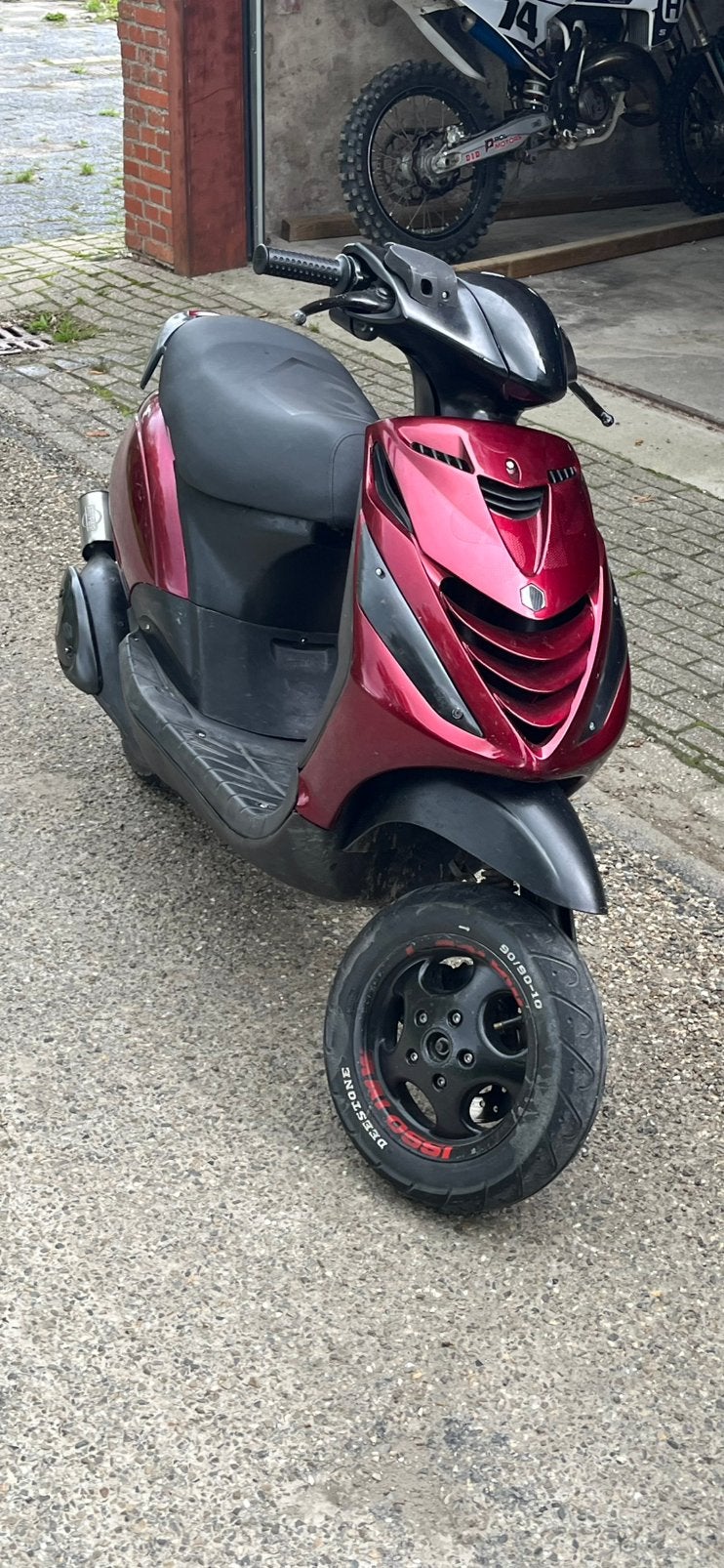 Piaggio Zip 2000 SP - Candy red, Ophalen, Zo goed als nieuw, Benzine, Zip
