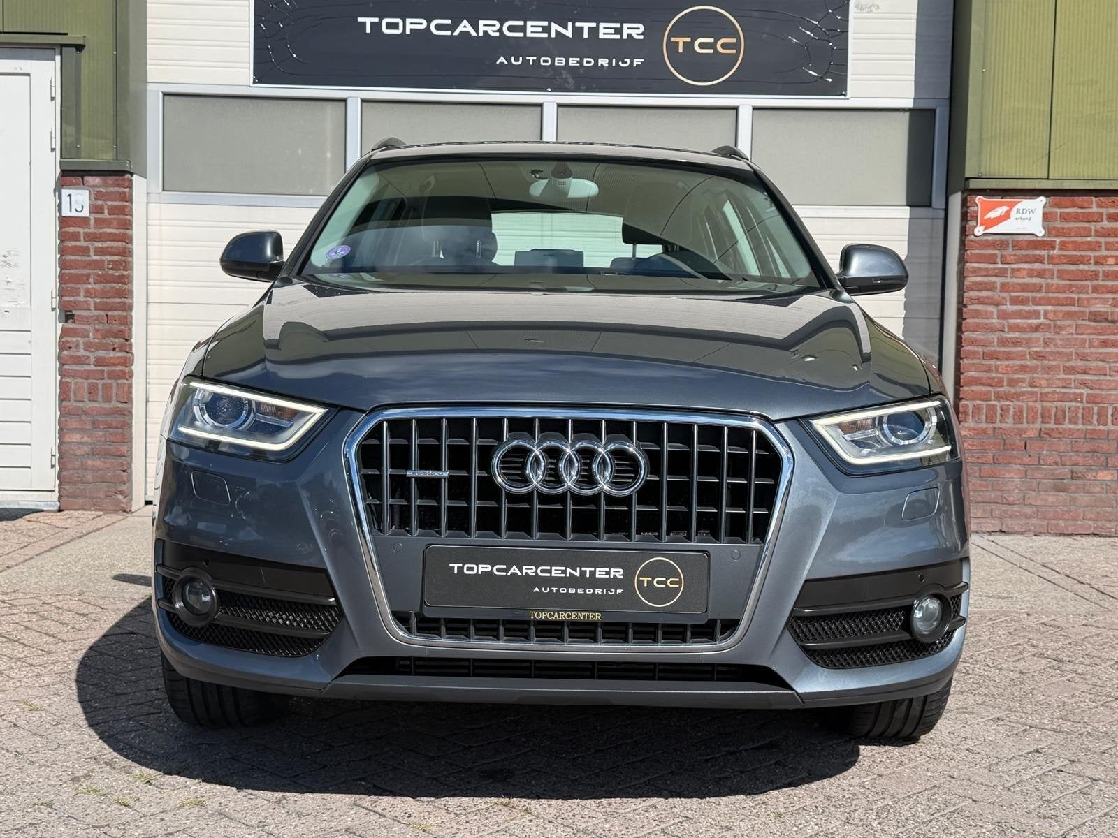 Audi Q3 2.0 TFSI quattro Pro Line/AUT/STOELV/TREKH/NAVI/APK, Auto's, Euro 5, Gebruikt, 4 cilinders, Bedrijf