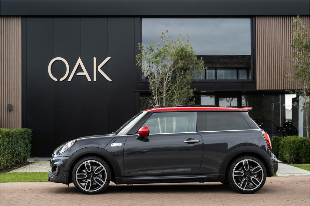 MINI Mini 2.0 Cooper S F1 Aut. | JCW-Trim | Navigatie | Pano, Auto's, Mini, 1195 kg, Gebruikt, 4 stoelen, Alcantara