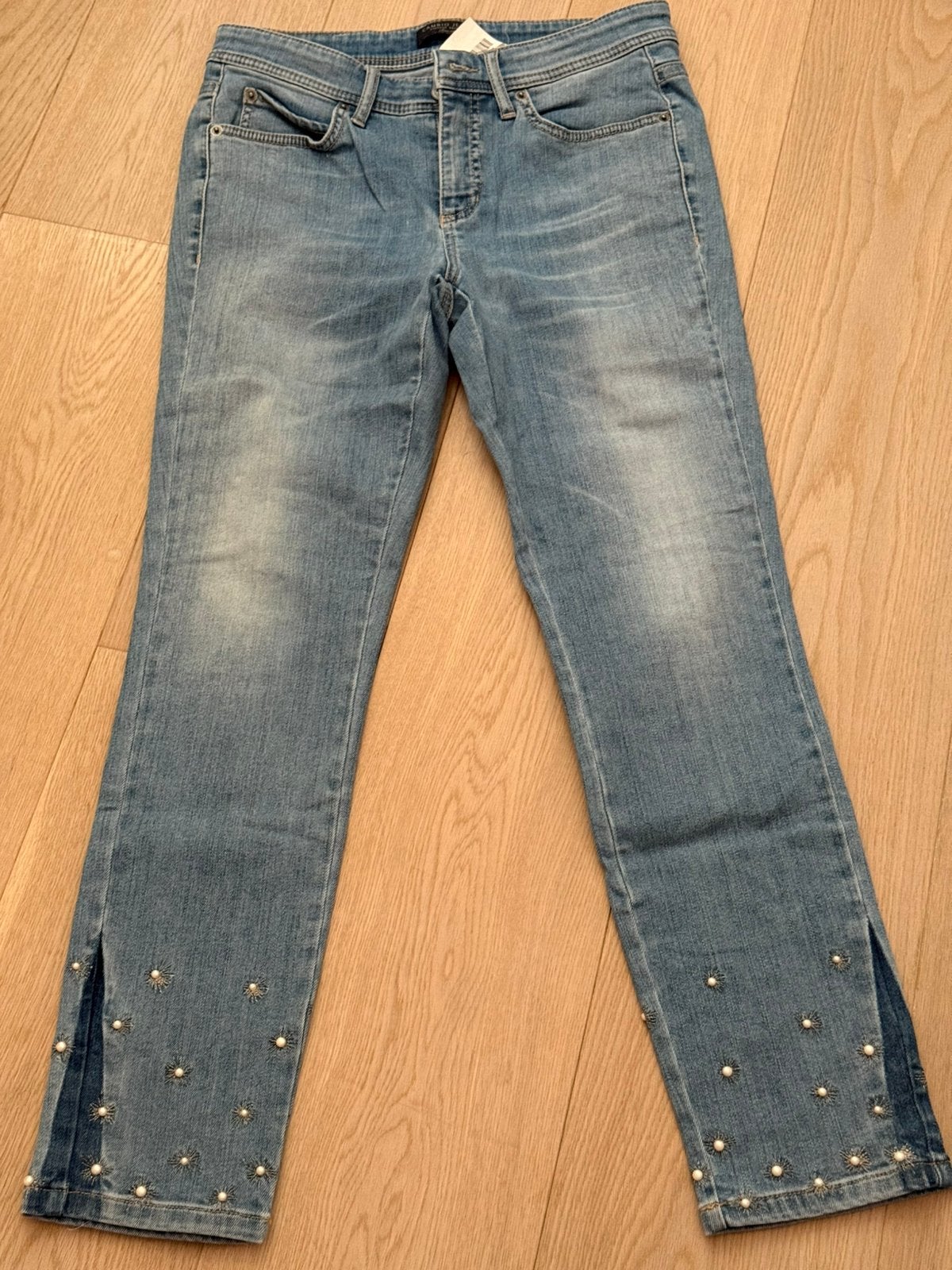 Cambio Jeans met parels op de pijpen, Kleding | Dames, Ophalen of Verzenden, Zo goed als nieuw, Blauw, W30 - W32 (confectie 38/40)