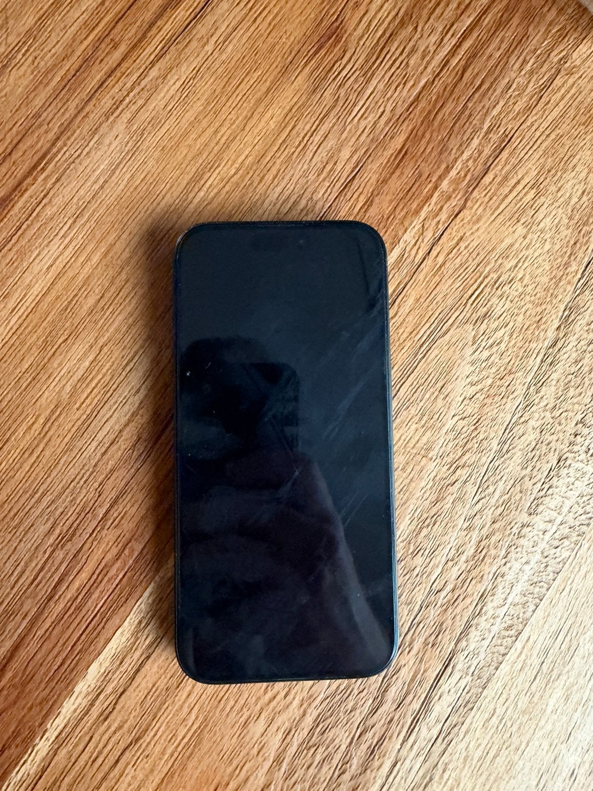 Iphone 15 pro 128gb