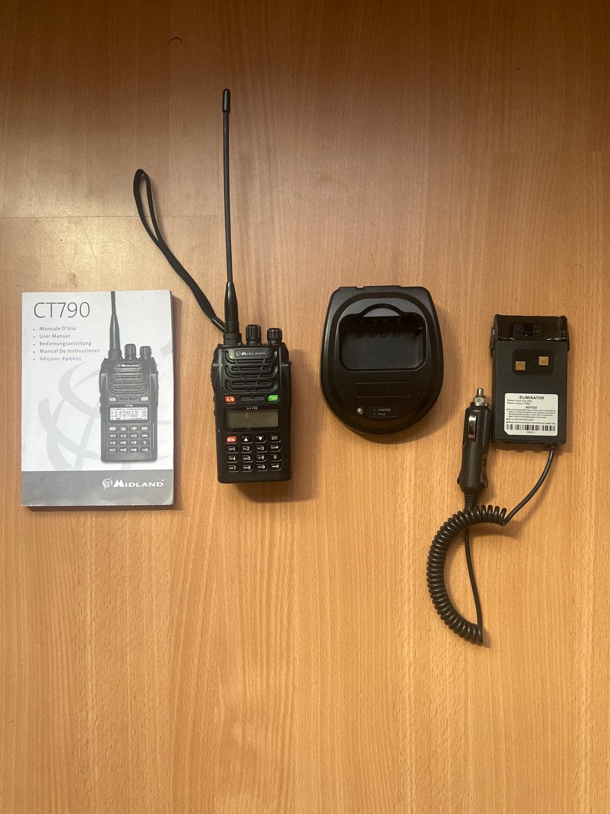 Midland CT790 Portofoon met oplader en accessoires, Telecommunicatie, Portofoons en Walkie-talkies, Ophalen, 5 tot 15 km, Zo goed als nieuw