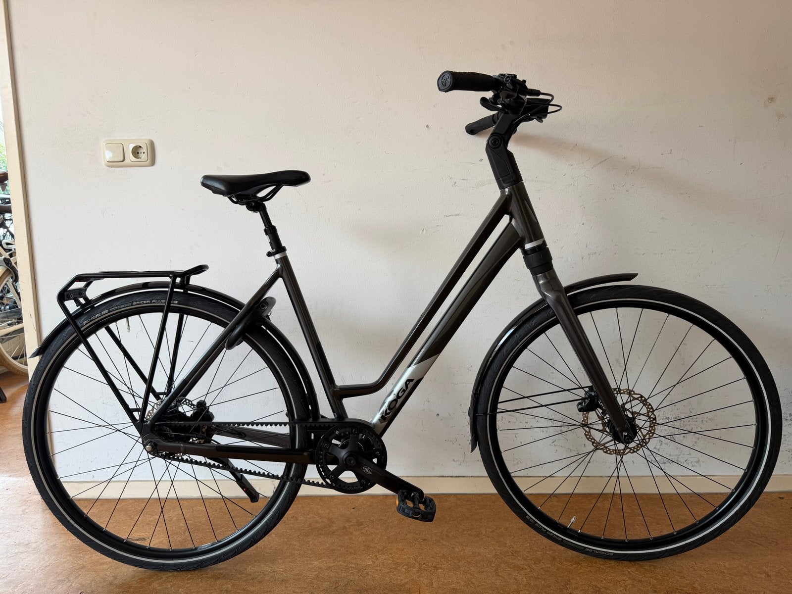 Koga F3 6.0 Dalf 8 Belt Damesfiets - Zo goed als nieuw, Fietsen en Brommers, Fietsen | Dames | Damesfietsen, Overige merken, Versnellingen