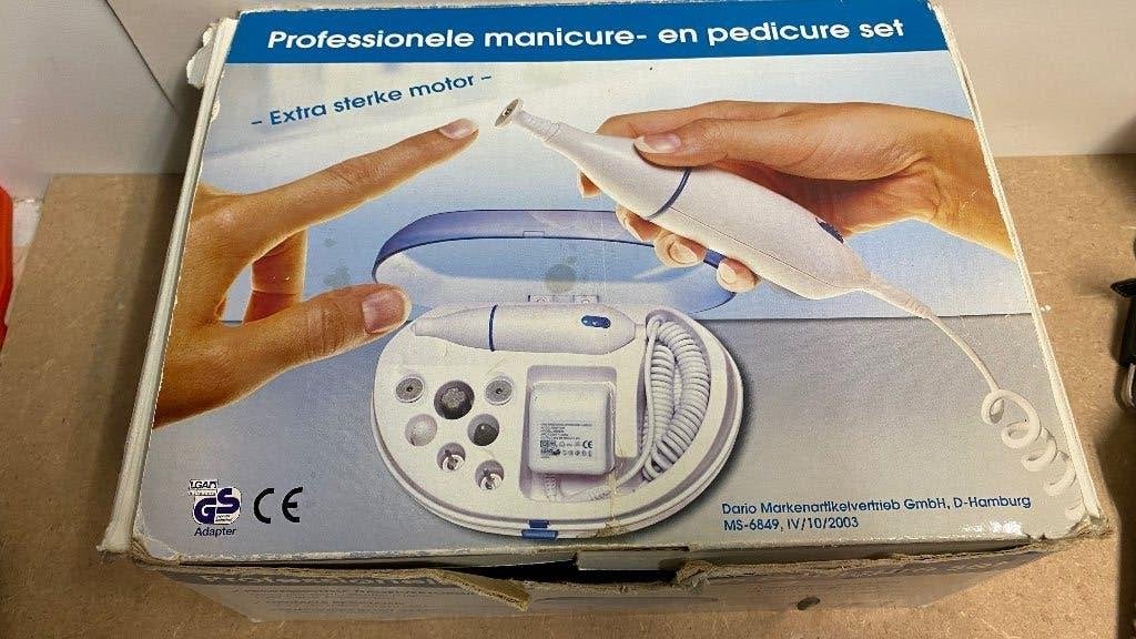 Professionele manicure- en pedicureset., Ophalen of Verzenden, Zo goed als nieuw, Hand- en Voetverzorging