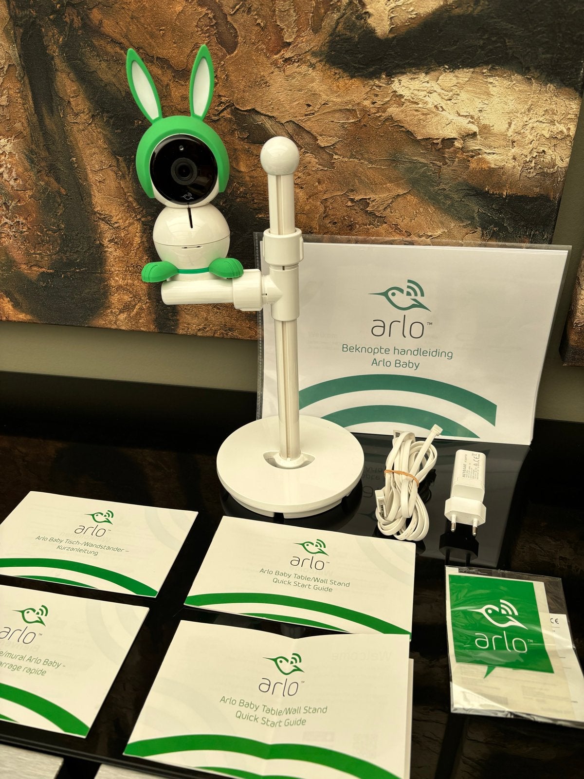 Arlo Babyfoon met camera en wandbevestiging, Ophalen, Zo goed als nieuw, 250 meter of meer, Camera