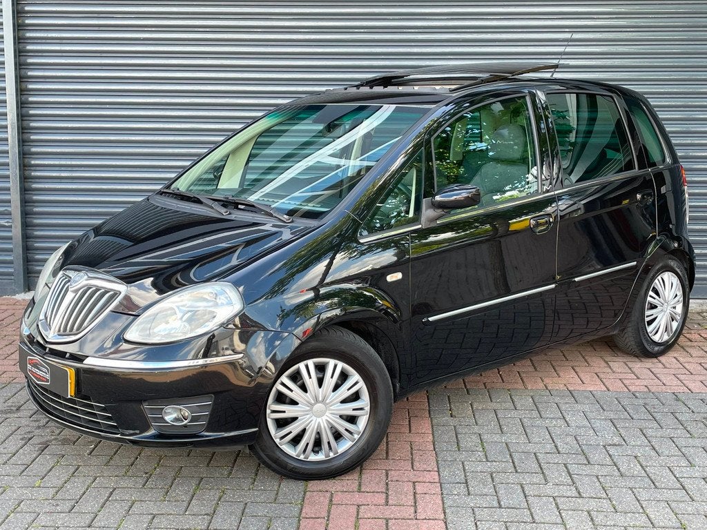 Lancia Musa 1.4-16V Platino Panoramadak | Leer | Climate Con, Auto's, Lancia, Voorwielaandrijving, 15 km/l, Gebruikt, Zwart