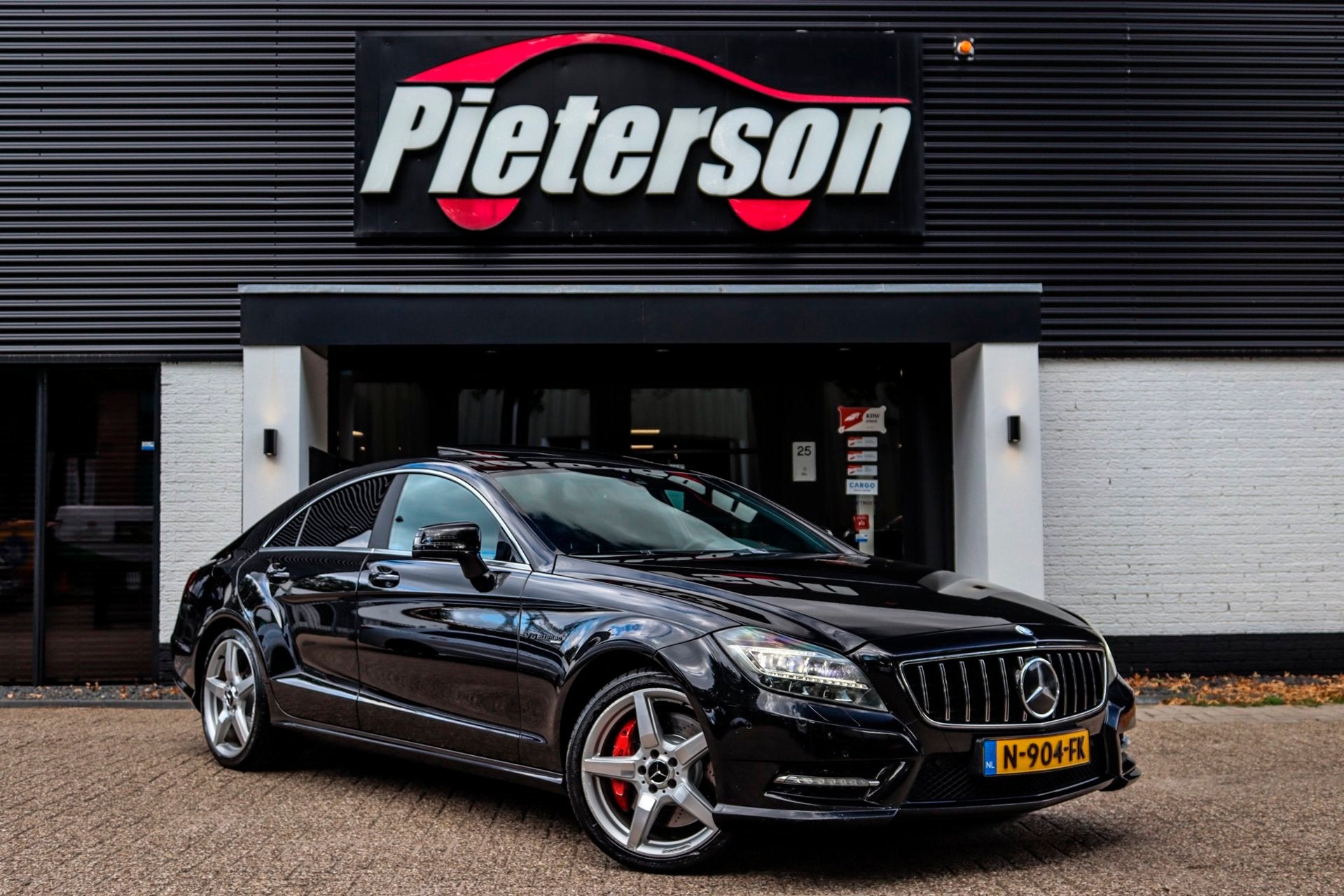 Mercedes-Benz CLS-klasse 500 4-Matic AMG PANO H&K LEES TEKST, Euro 5, Gebruikt, 4 stoelen, Bedrijf