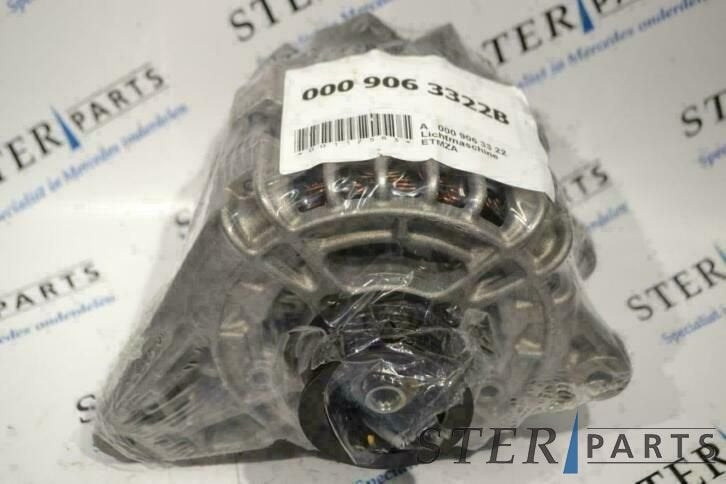Dynamo Mercedes-Benz A/B/CLA/GLA-klasse A 0009063322, Gebruikt, -, Ophalen of Verzenden, -