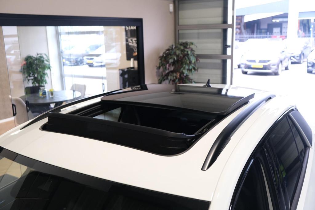 Volkswagen T-Roc 1.5 TSI 2x R-Line DSG Pano IQ Led Navi ACC, Auto's, 4 cilinders, 150 pk, Wit, Origineel Nederlands