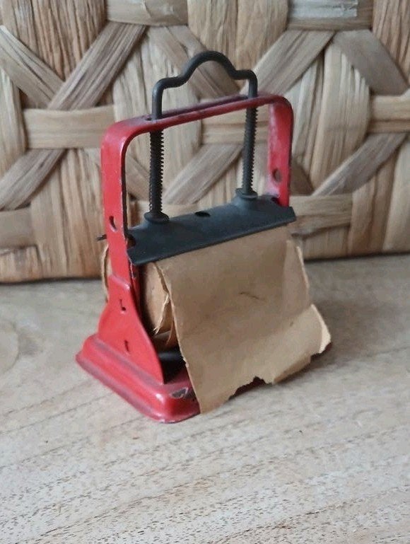 Poppenhuis papier rolhouder, Ophalen of Verzenden