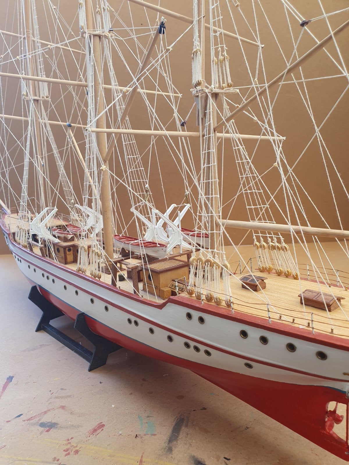 Te koop de Danmark van hout € 130, Hobby en Vrije tijd, Modelbouw | Boten en Schepen, Ophalen
