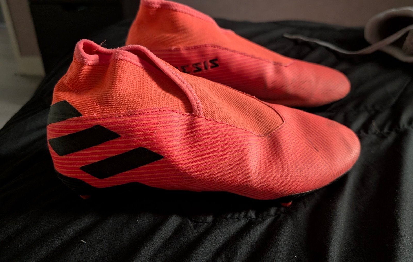 Adidas Nemeziz voetbalschoenen - Maat 40, Sport en Fitness, Voetbal, Ophalen of Verzenden, Gebruikt, Schoenen