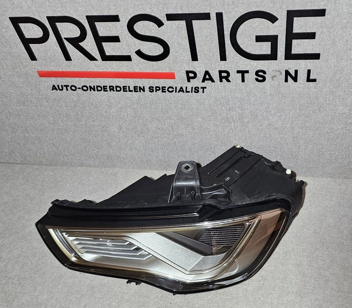Koplamp Audi A3 8V Voll Led Links S3 RS3 E-TRON 8V0941033, Gebruikt, -, Ophalen of Verzenden, -