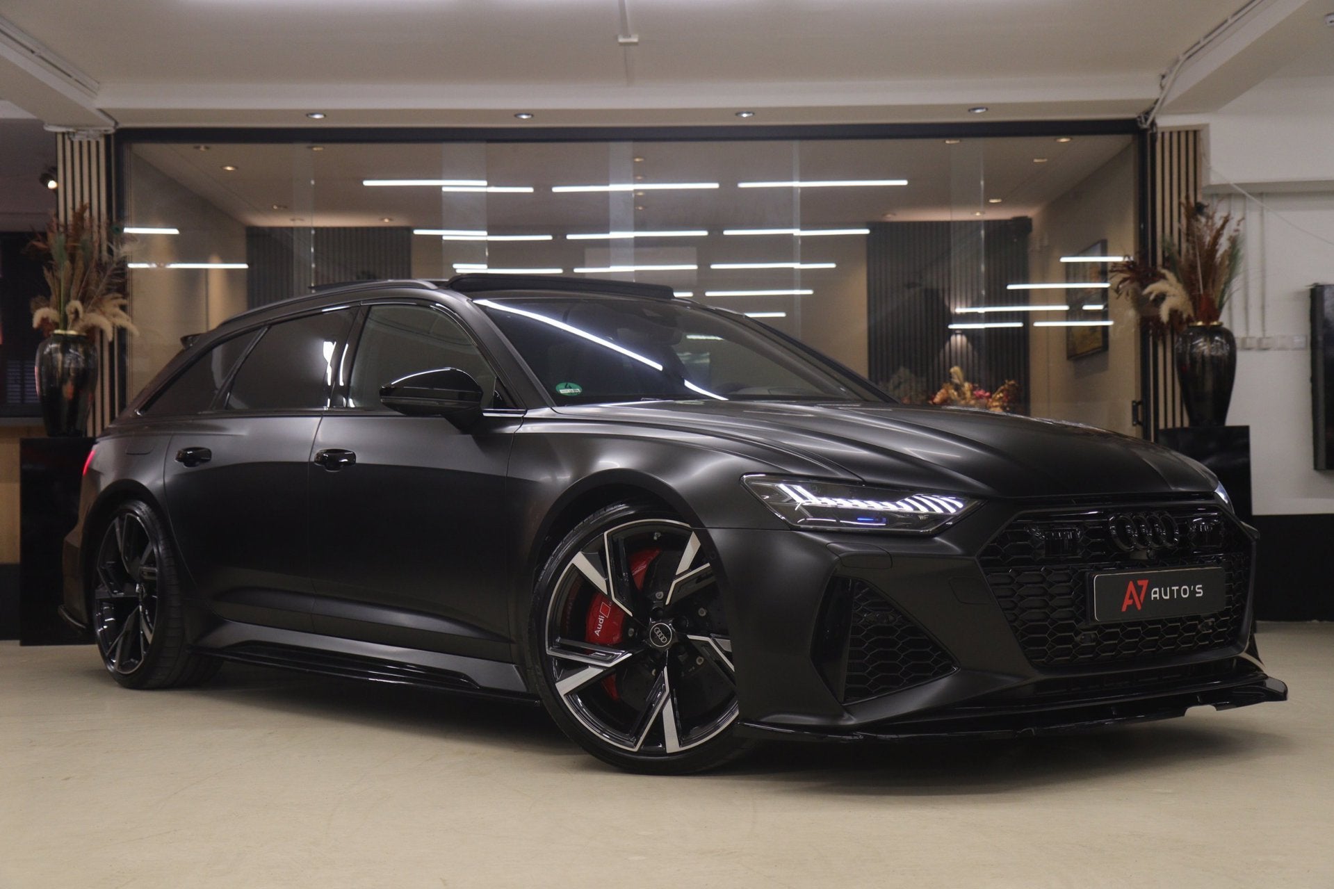 Audi RS6 Avant RS TFSI quattro Dynamic+ /CERAMIC/PANO/360/SO, Auto's, Automaat, Adaptive Cruise Control, Gebruikt, 600 pk