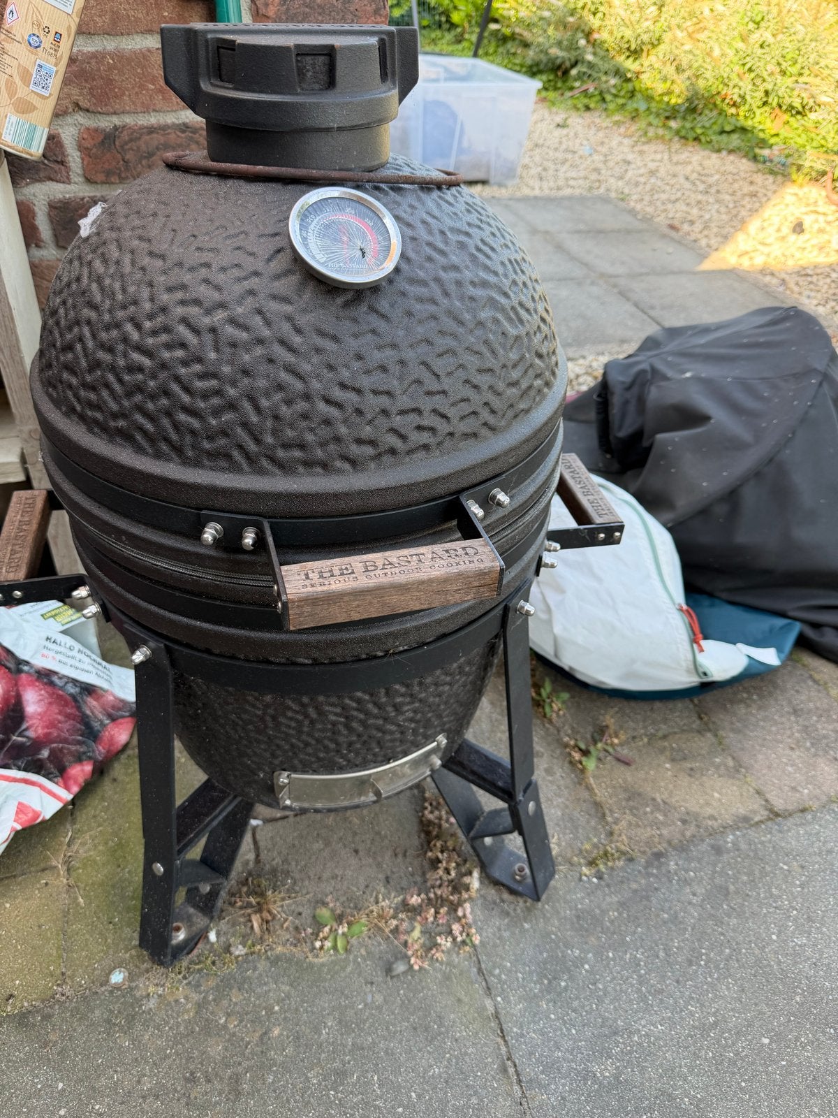 The Bastard Compact Kamado BBQ, Ophalen, Gebruikt