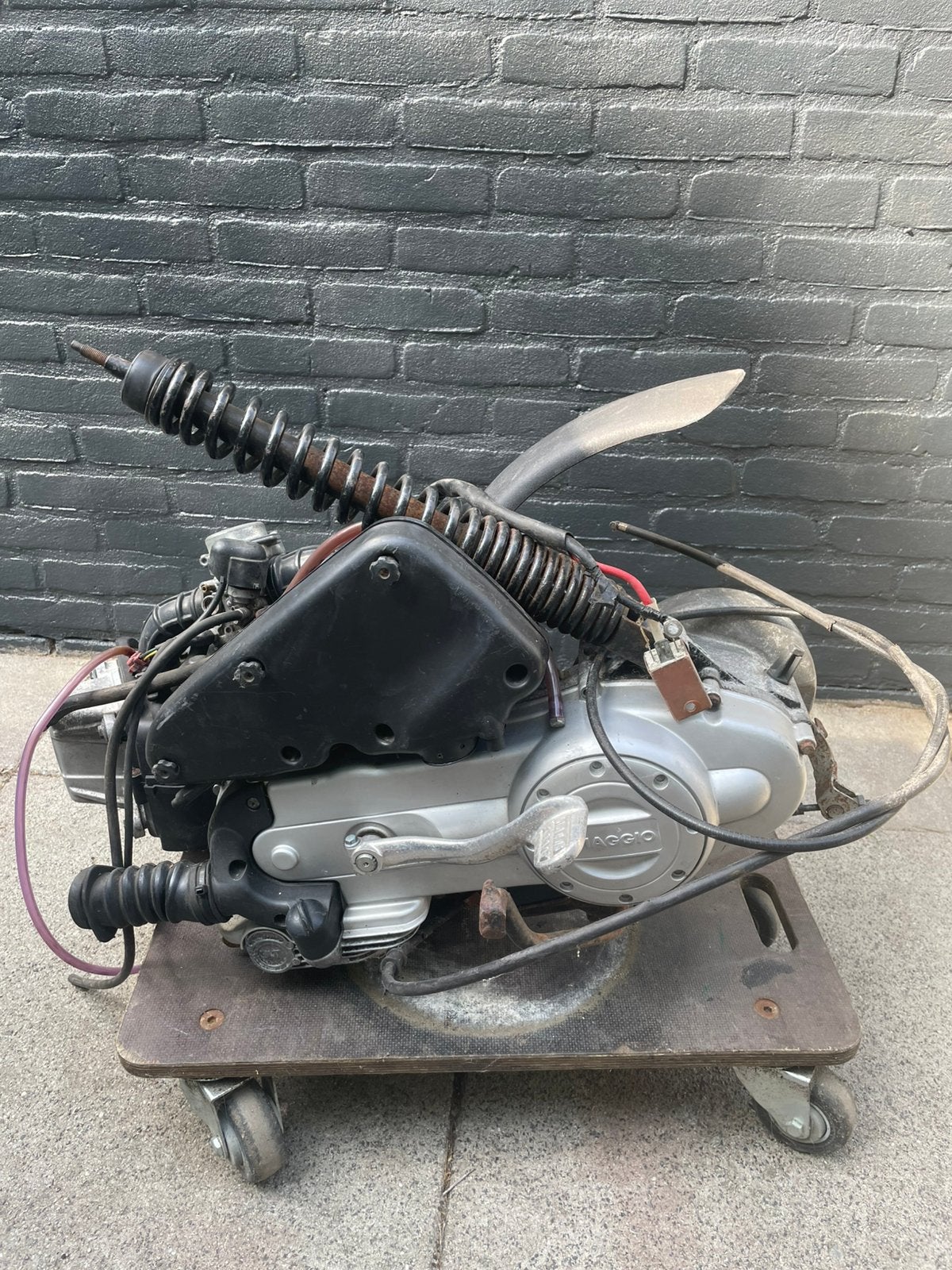 4 takt Piaggio motorblok met achterschokdemper voor Vespa, Ophalen, Gebruikt, Blok, Vespa