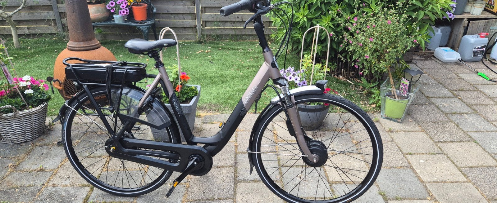 Gazelle Orange 57cm, Fietsen en Brommers, Elektrische fietsen, Ophalen of Verzenden, Zo goed als nieuw, 50 km per accu of meer