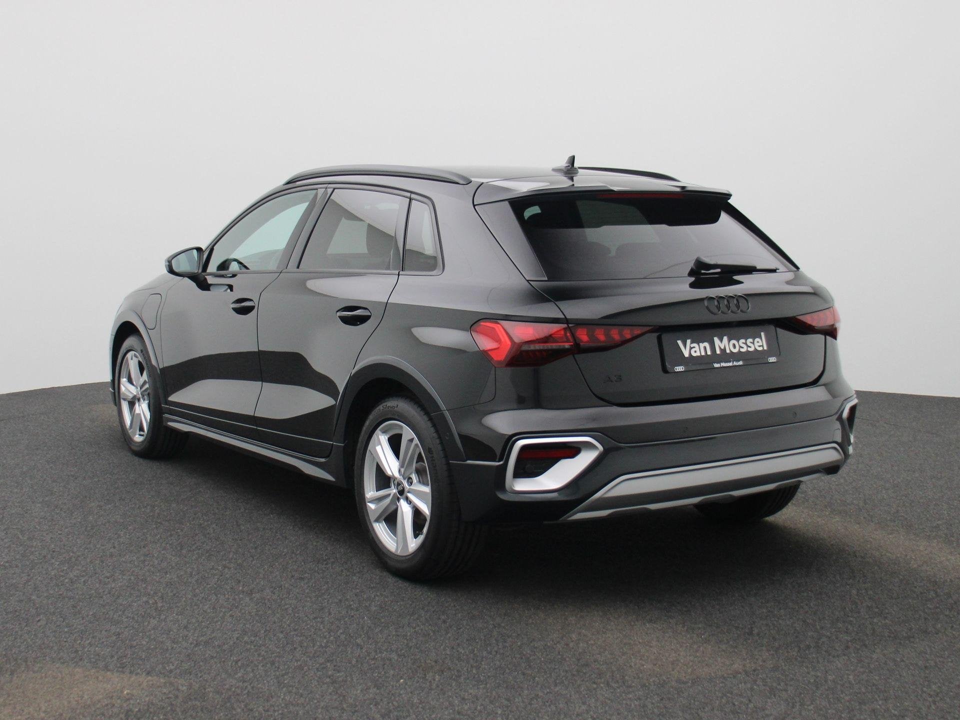 Audi A3 allstreet 40 TFSI e Advanced edition 204 PK l Adapti, Auto's, Audi, 12 maanden, Stof, 4 cilinders, 150 min