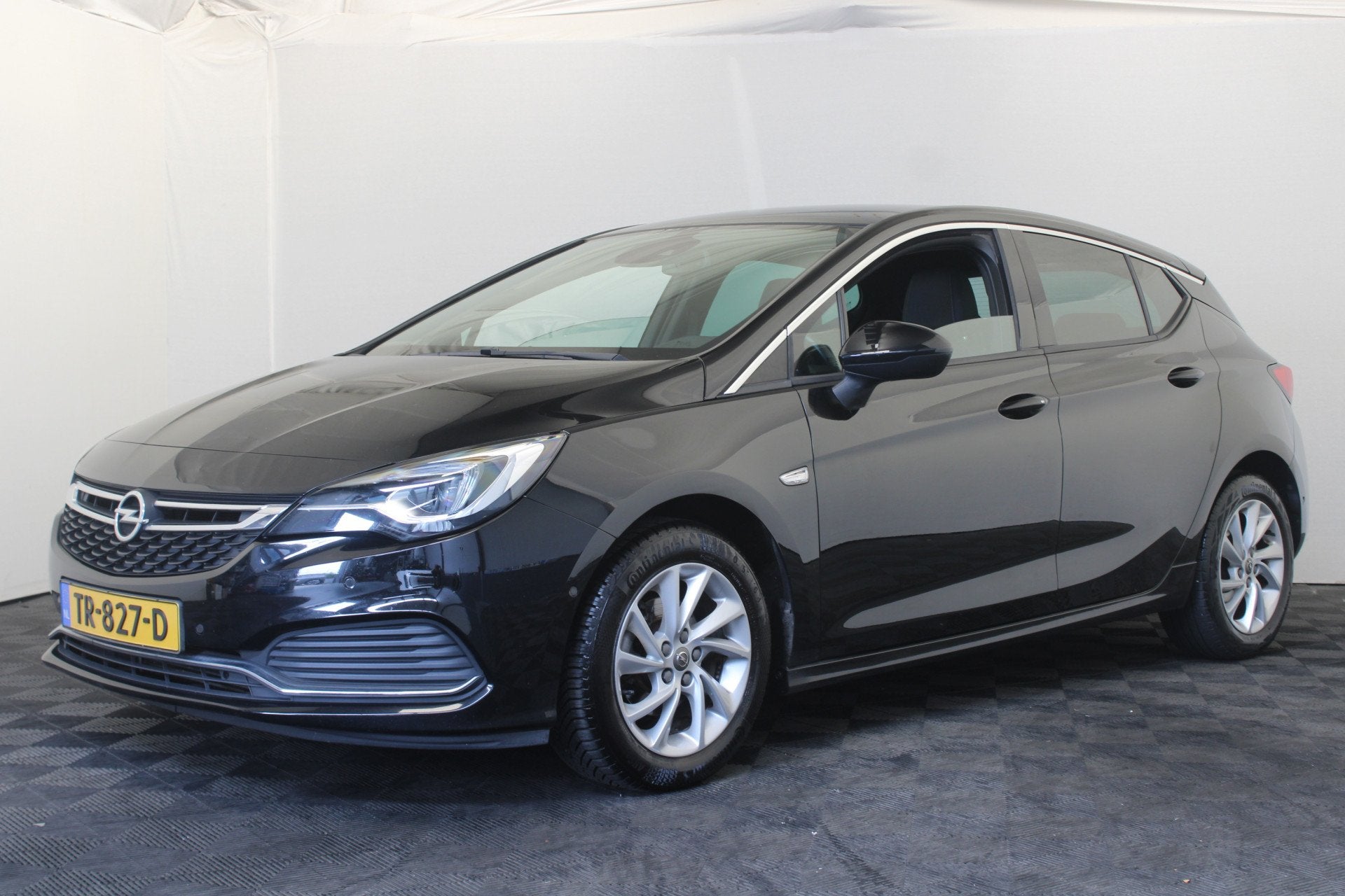Opel Astra 1.0 Innovation (bj 2018, automaat), Auto's, Opel, Stof, Gebruikt, 610 kg, Zwart