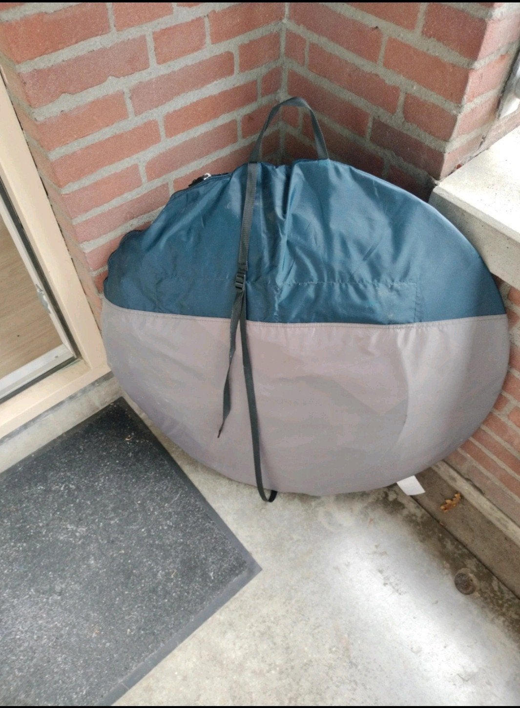 Quechua 2 Seconds 2 XL Air pop-up tent, Ophalen, Zo goed als nieuw, Tot en met 2