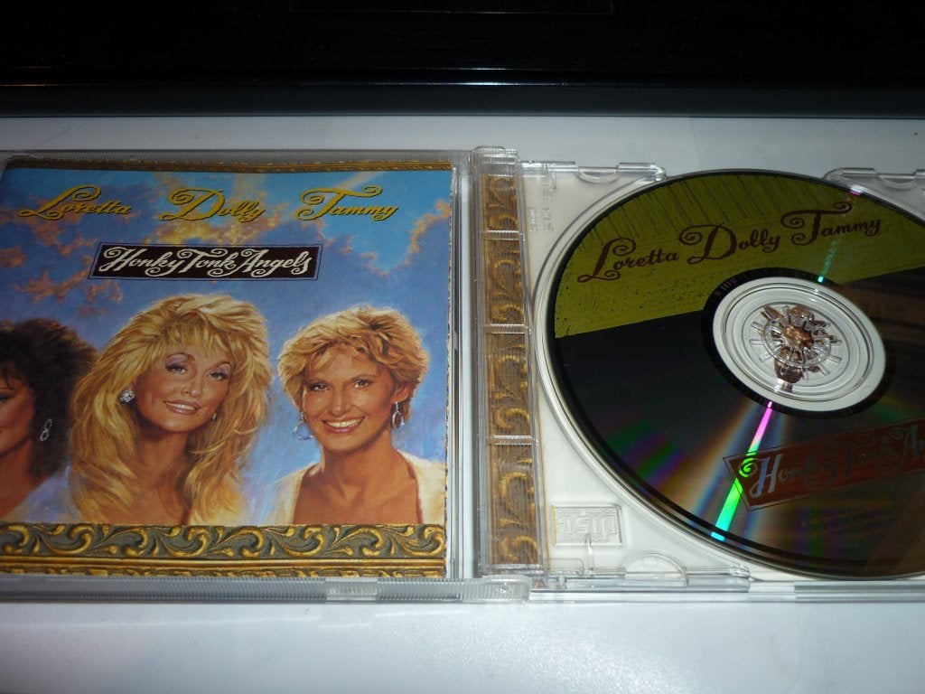 Loretta Dolly Tammy de cd honky tonk angels, Verzenden, Zo goed als nieuw