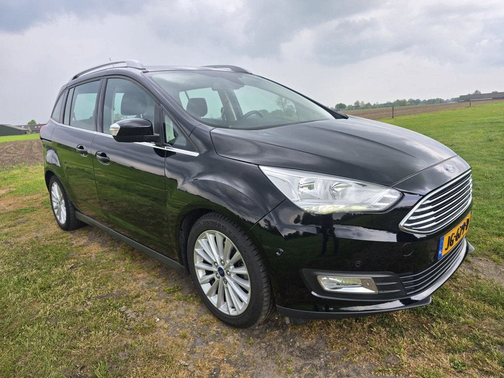 Ford Grand C-Max 1.0 Titanium|1ste eigenaar|Dealer onderhoud, Auto's, Ford, Voorwielaandrijving, 745 kg, Gebruikt, Zwart