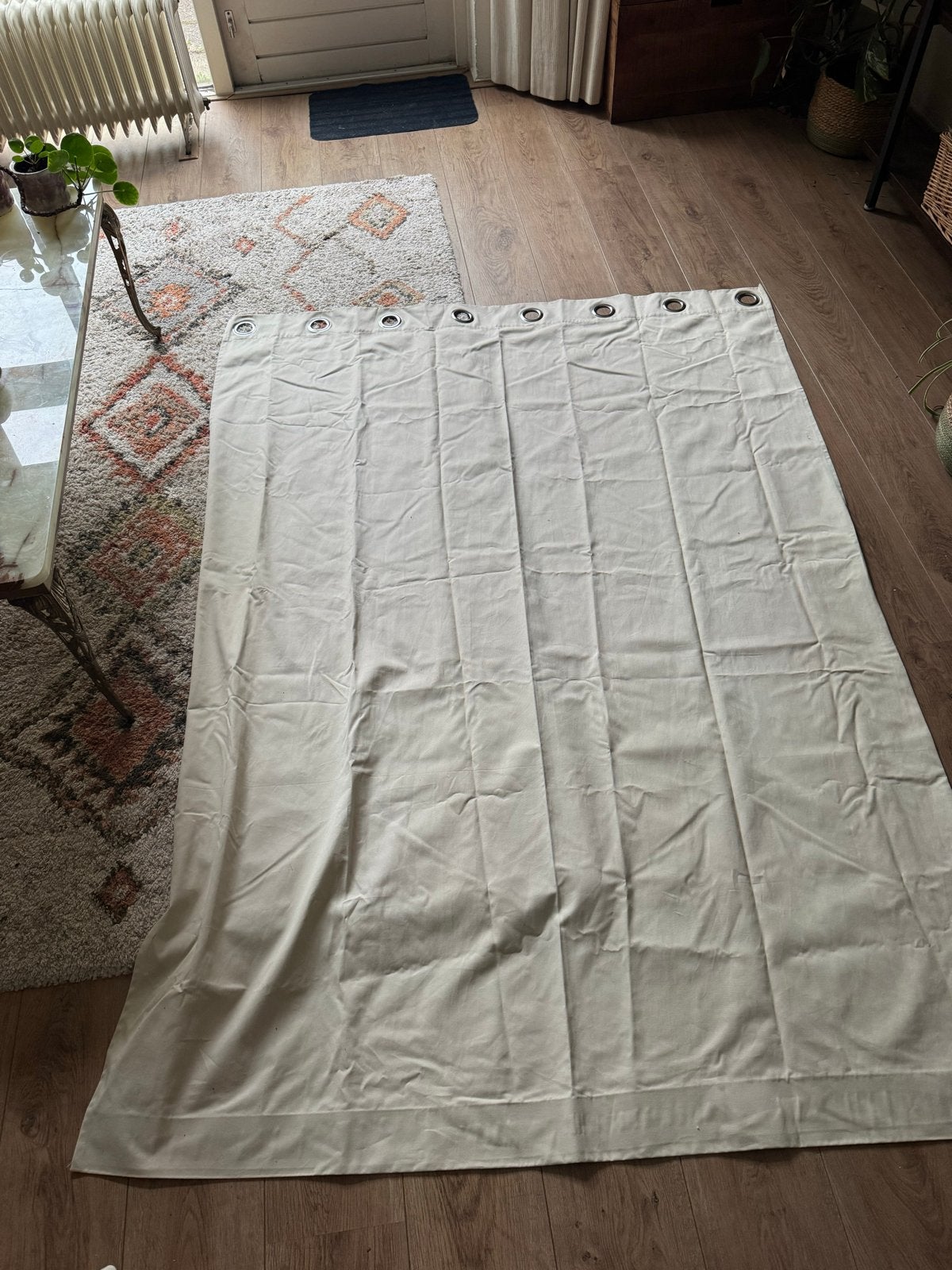 2 IKEA gordijnen met ringen - Crème/Lichtbeige, 100 tot 150 cm, 200 cm of meer, Ophalen of Verzenden, Zo goed als nieuw