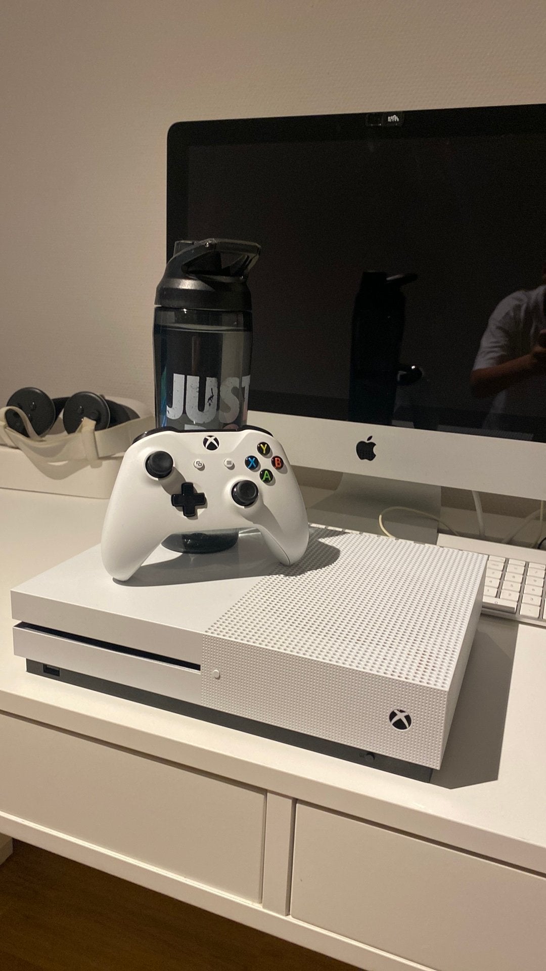 Xbox One S goede staat, lees beschrijving, 500 GB, Xbox One S, Ophalen of Verzenden, Zo goed als nieuw