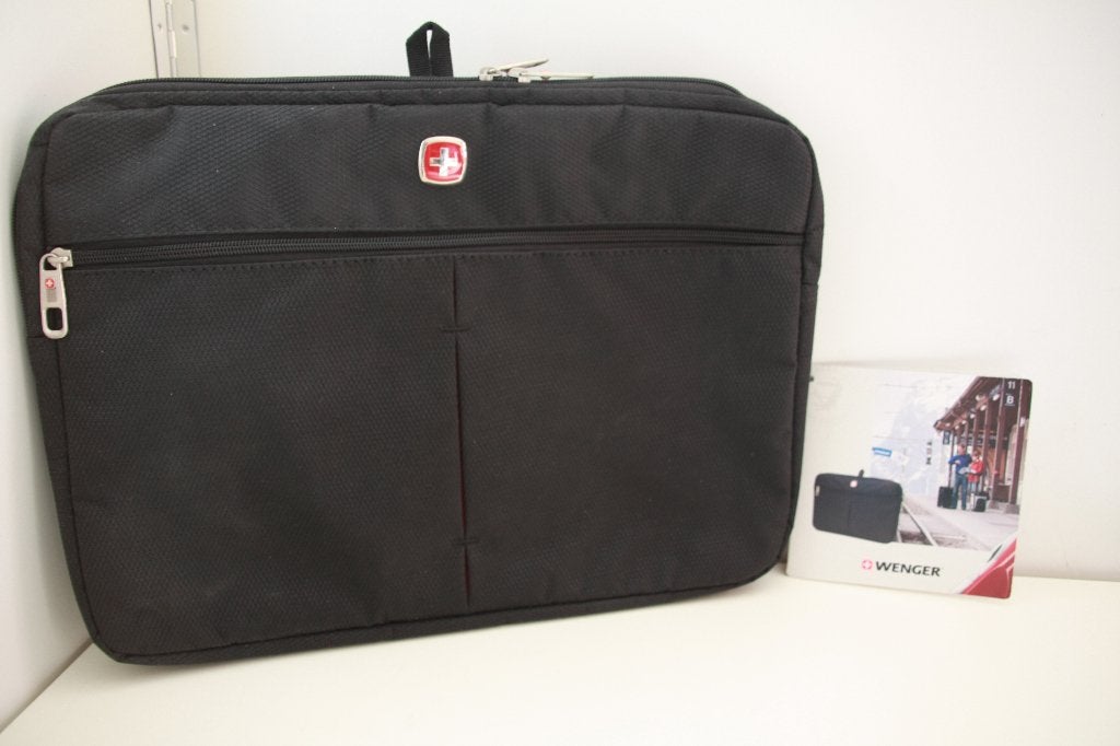 Wenger laptoptas, zwart. 15,6 inch. Nieuw., Gevoerd laptopvak, 15 inch, Nieuw, Ophalen of Verzenden