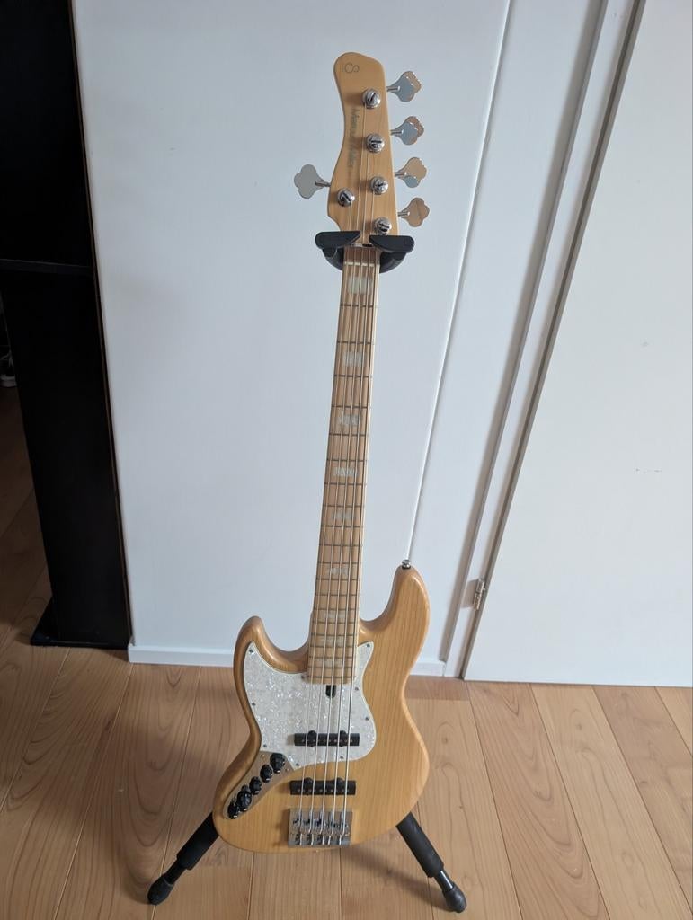 Sire Marcus Miller linkshandige V7 5-snarige basgitaar, Muziek en Instrumenten, Snaarinstrumenten | Gitaren | Bas, Ophalen of Verzenden