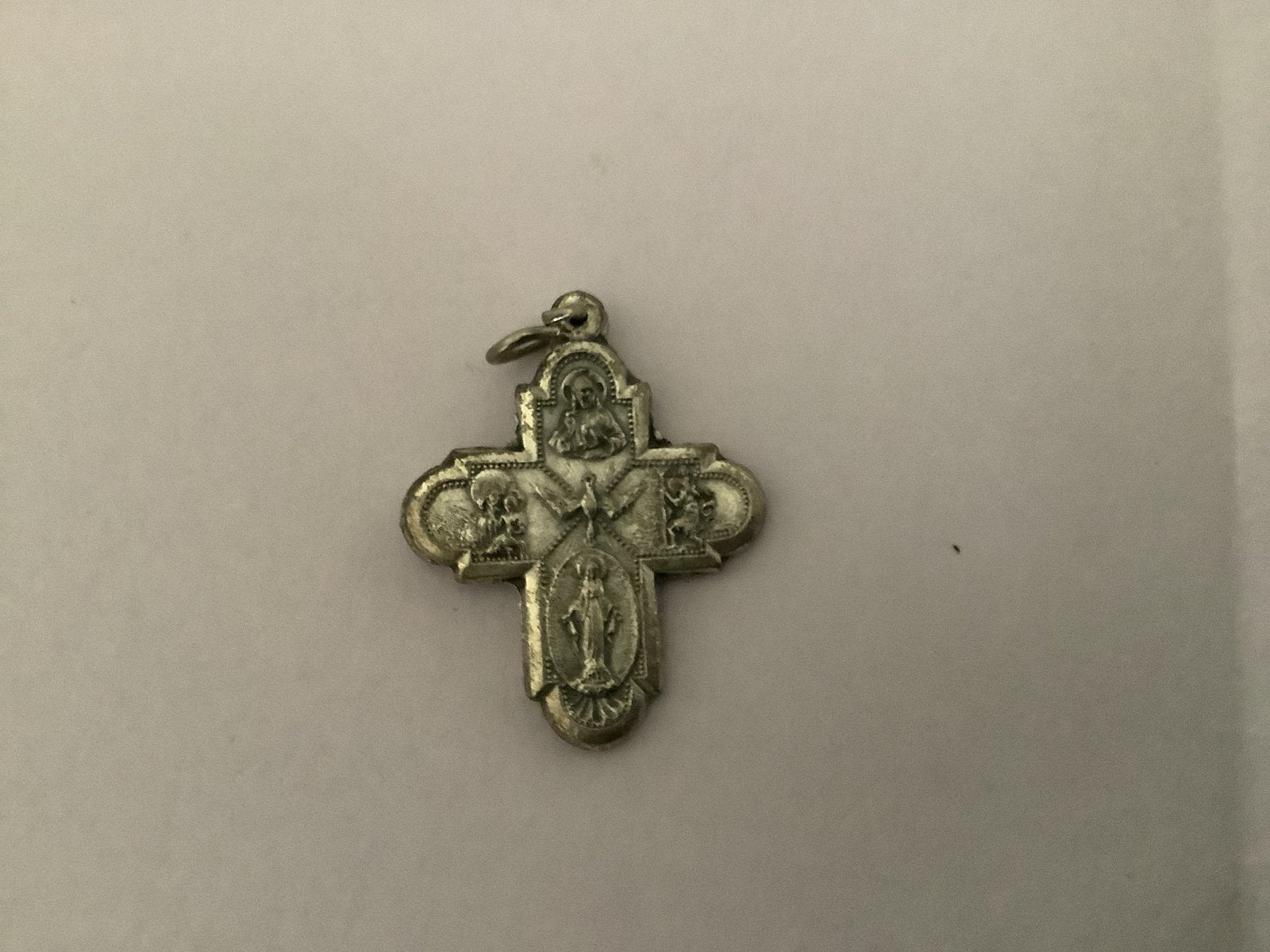 Zilverkleurig Religieus Kruisje Hanger, Ophalen of Verzenden