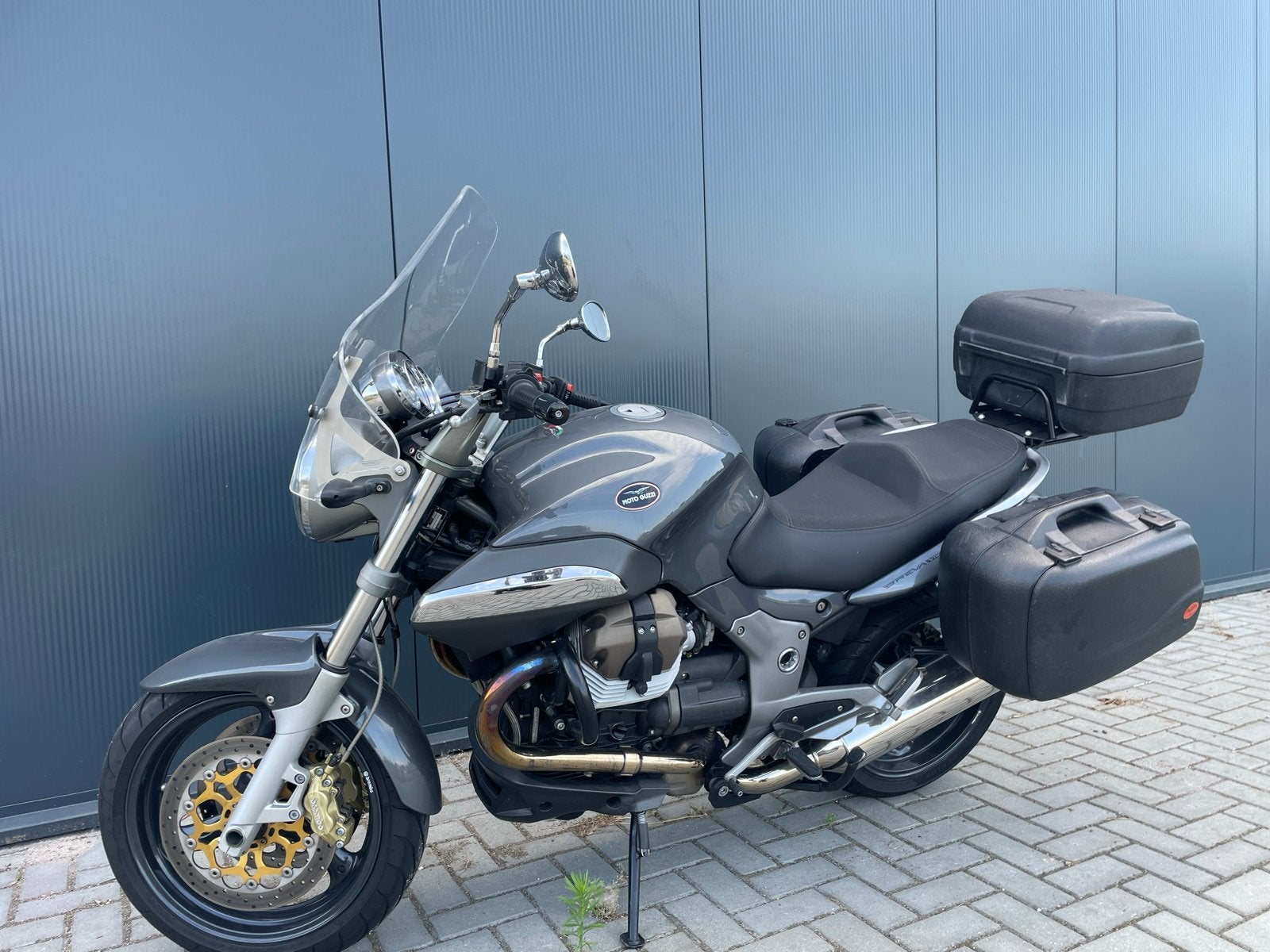 Moto Guzzi Breva 1100 met Hepco & Becker koffers, Cardan-aandrijving, 2 cilinders, Gebruikt, Particulier