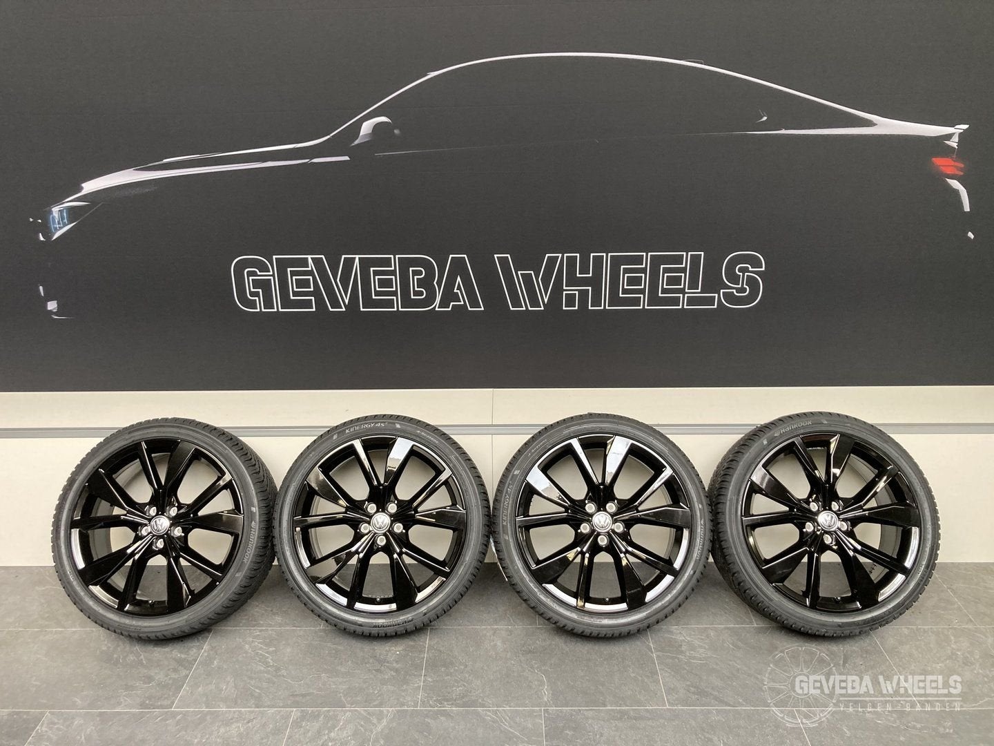 18” originele Volkswagen Polo 2G0 Misano velgen banden 5x100, Auto-onderdelen, 18 inch, -, -, Banden en Velgen