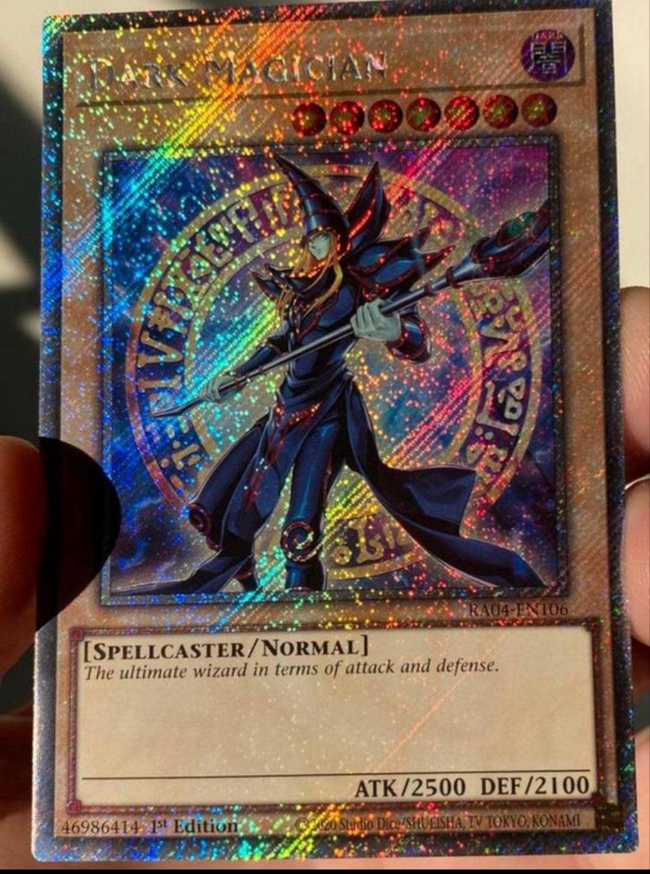 Yu-Gi-Oh! Dark Magician RA04 1st Edition !, Hobby en Vrije tijd, Verzamelkaartspellen | Yu-gi-Oh!, Ophalen of Verzenden, Zo goed als nieuw