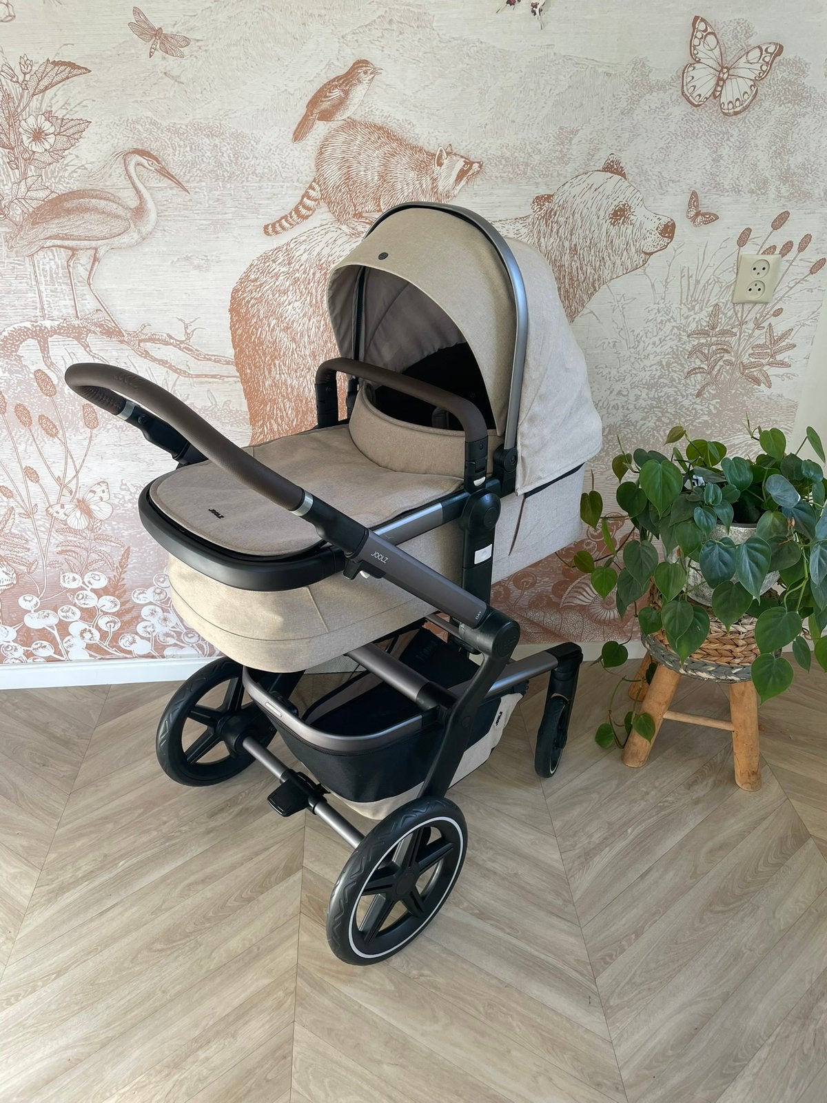 Joolz Day Sandy Taupe 5-in-1 + maxicosi accessories + isofix, Ophalen, Zo goed als nieuw, Overige merken