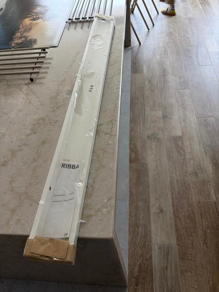 IKEA Ribba fotoplank - nieuw in verpakking, Ophalen, Nieuw, 75 tot 100 cm