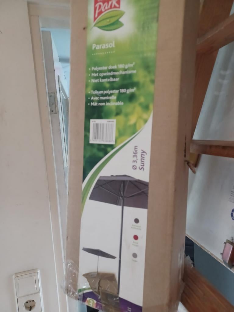 Central Park Parasol Ø 3.36m kleur Rood, Ophalen