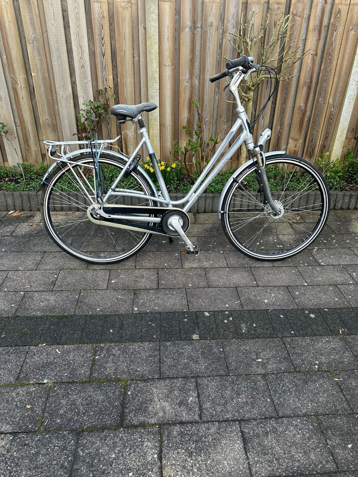 Batavus met axa slot en versnelling, Ophalen of Verzenden, 0 zitjes, Gebruikt, Batavus