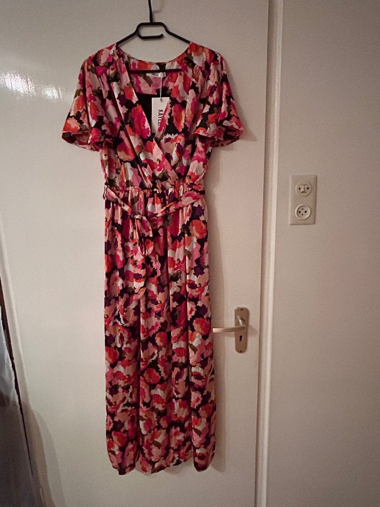 Prachtige lange zomerjurk NIEUW, Maat 38/40 (M), Meerkleurig, Nieuw, Ophalen of Verzenden