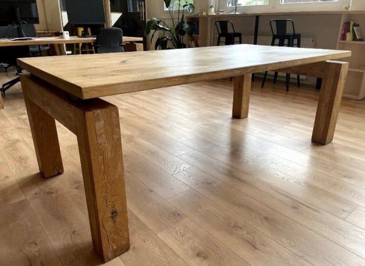 Studio Mesa solid oak dining table – 200 × 100 cm, Ophalen, Eikenhout, 50 tot 100 cm, Zo goed als nieuw