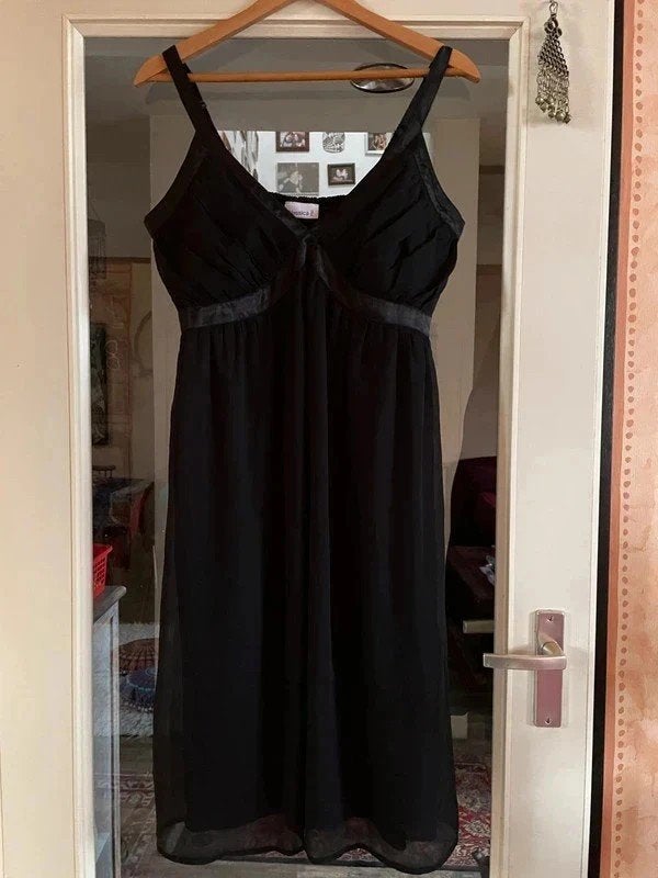 Mooie nieuwe zwarte cocktail jurk 44/46 van Yessica 27,99€, Kleding | Dames, Maat 46/48 (XL) of groter, Nieuw, Ophalen of Verzenden